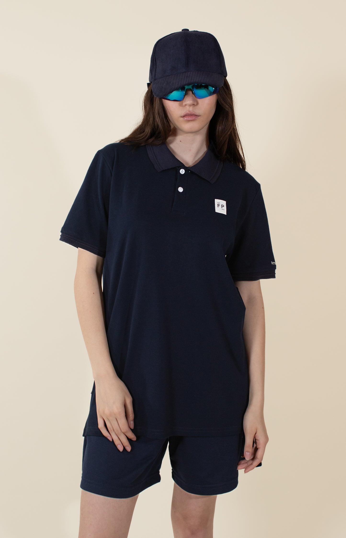 Playera tipo polo iconica manga corta